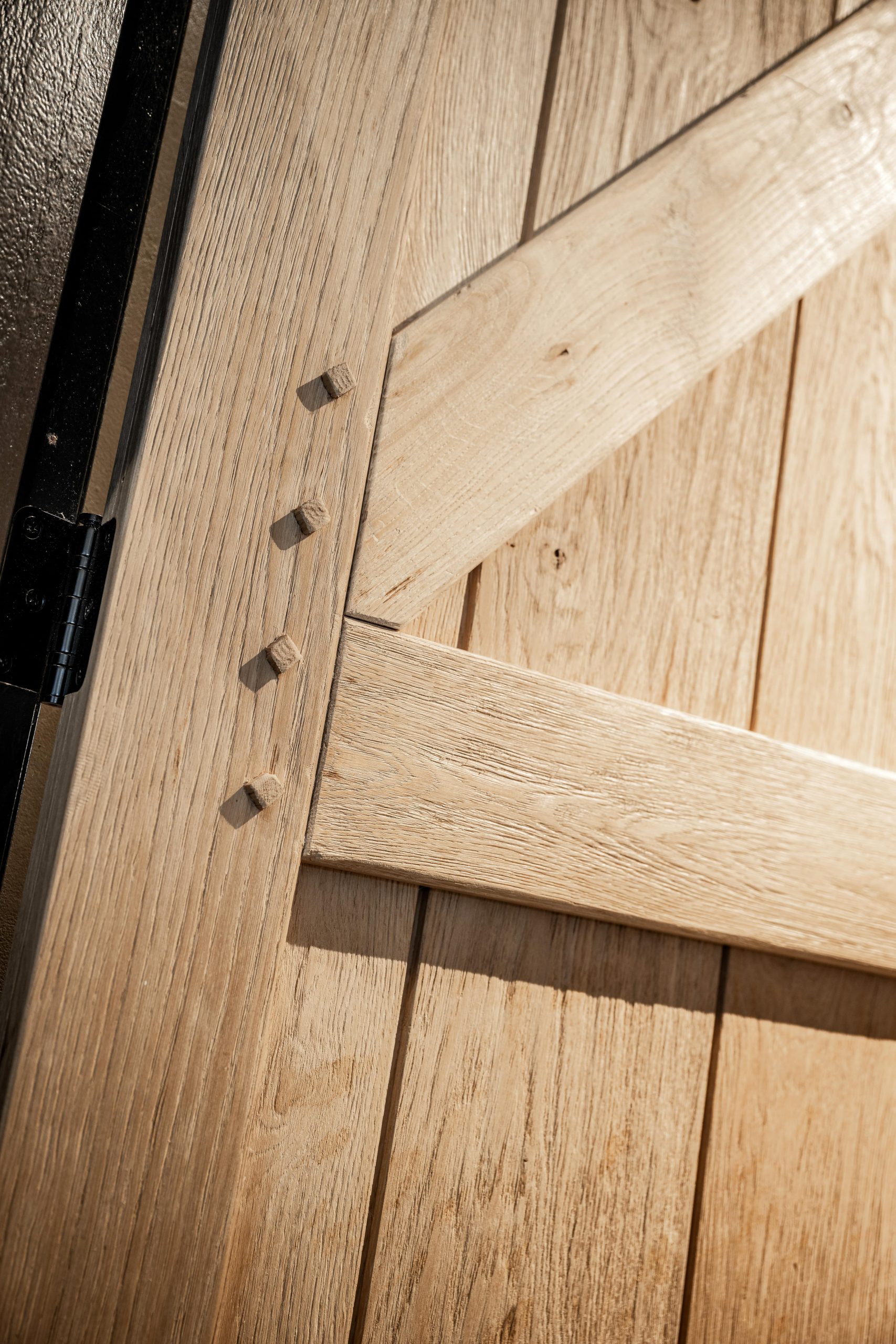 details-afwerking-binnendeur-hout-eiken-min